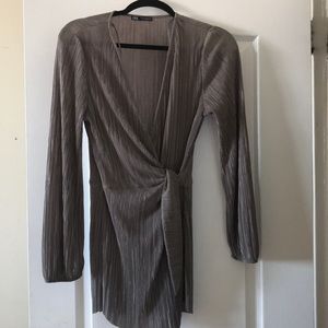 Ribbed front wrap top